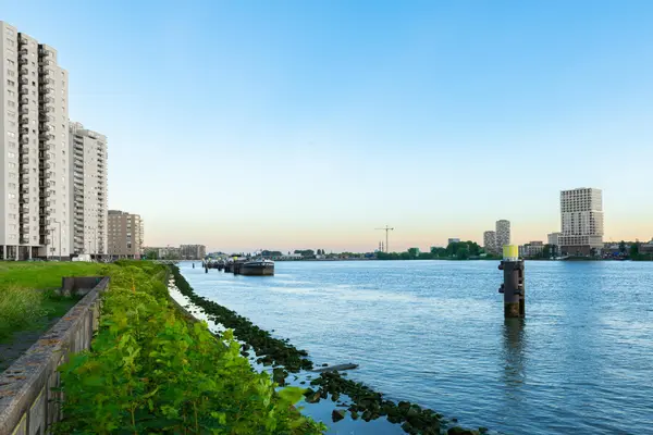 Buitenbassinweg 825, ROTTERDAM