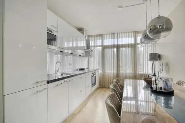 Mijnsherenlaan 36C, ROTTERDAM