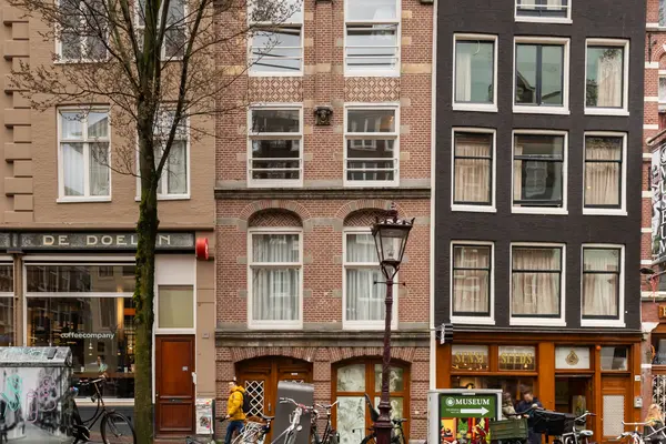 Oudezijds Achterburgwal 152C, AMSTERDAM