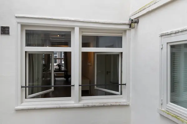 Oudezijds Achterburgwal 152C, AMSTERDAM