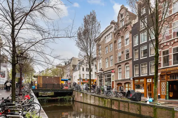 Oudezijds Achterburgwal 152C, AMSTERDAM