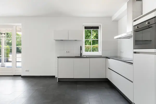 Ringdijk 74, ROTTERDAM