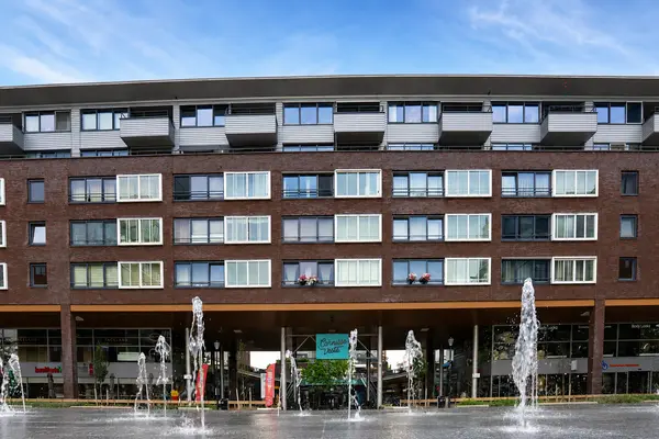 Avenue Carré 184, BARENDRECHT