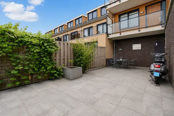 Avenue Carré 184, BARENDRECHT