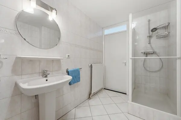 W. Plokkerstraat 36, SPIJKENISSE