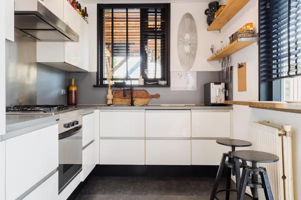 Seringenstraat 12, OUD-BEIJERLAND