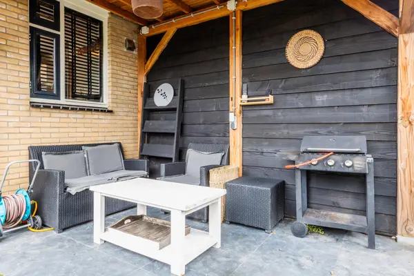 Seringenstraat 12, OUD-BEIJERLAND