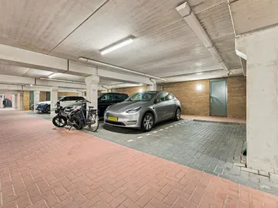 Foto 4 van Iwanhof 10