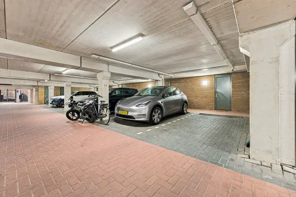 Iwanhof 10, ROTTERDAM