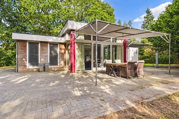 Roosendaalsebaan 30, Schijf