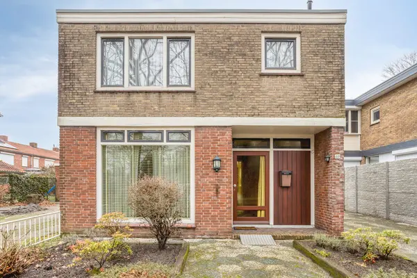 Doctor Mollerlaan 69, Roosendaal