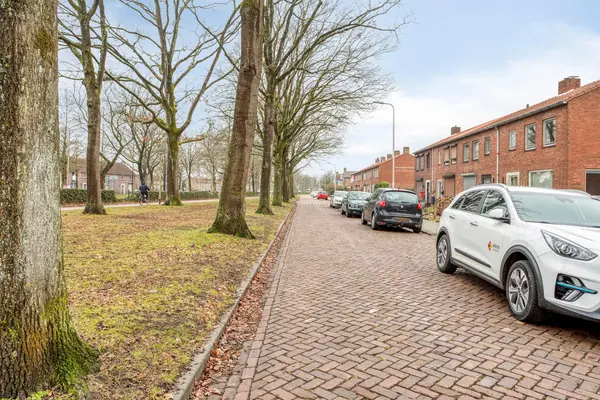 Doctor Mollerlaan 69, Roosendaal