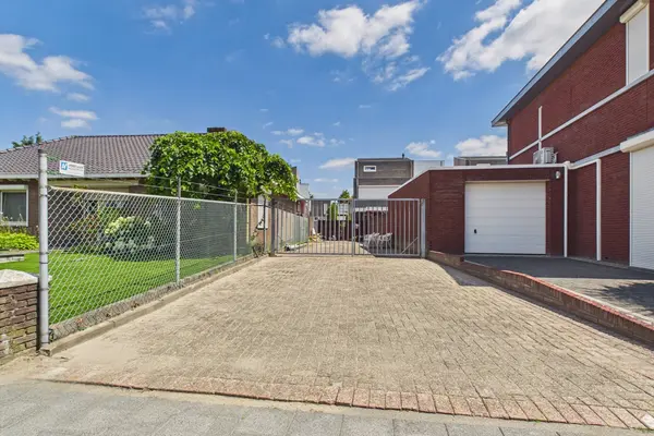 Noorderstraat 76, Sprundel