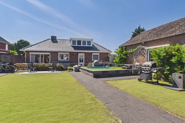 Noorderstraat 76, Sprundel