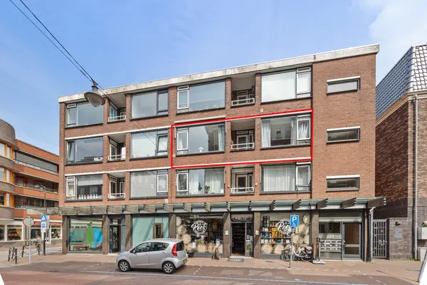 Damstraat 28
