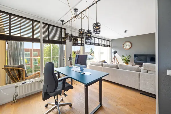 Roomolenstraat 35, Leidschendam