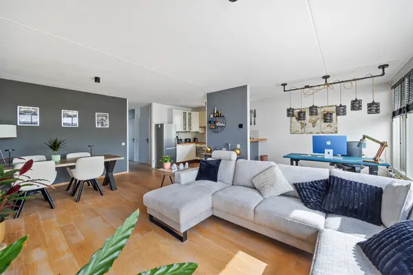 Roomolenstraat 35, Leidschendam