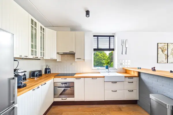 Roomolenstraat 35, Leidschendam