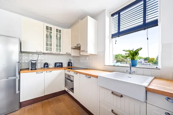 Roomolenstraat 35, Leidschendam