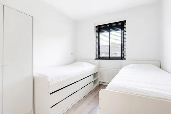 Bratislavahof 18, Den Haag