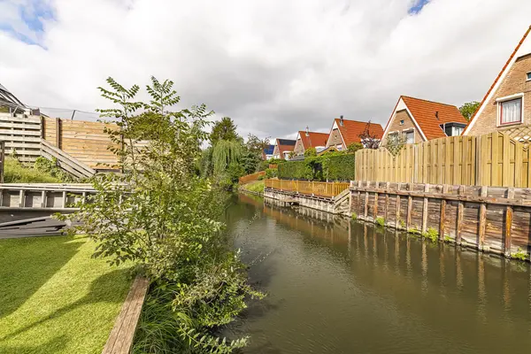 Clingenburg 51, HOOFDDORP