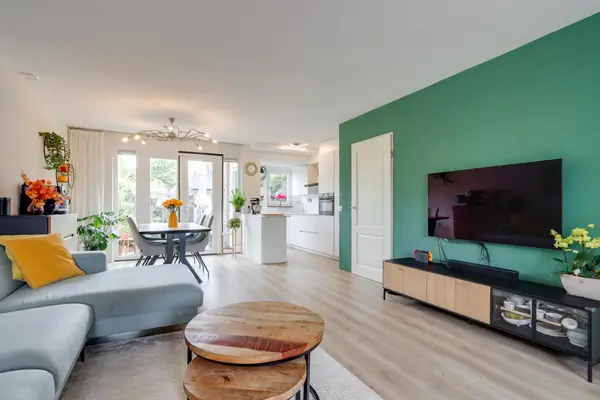 Albergerbos 120, HOOFDDORP