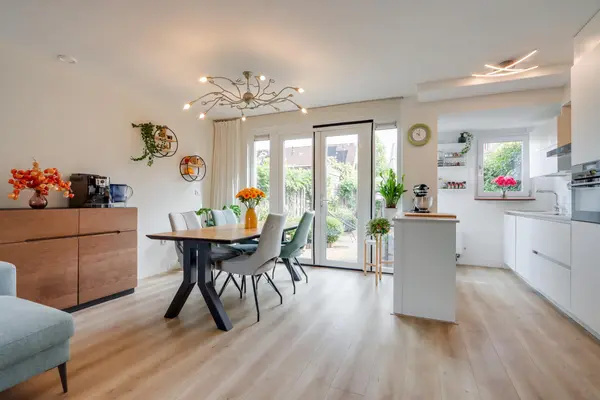 Albergerbos 120, HOOFDDORP