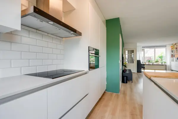 Albergerbos 120, HOOFDDORP