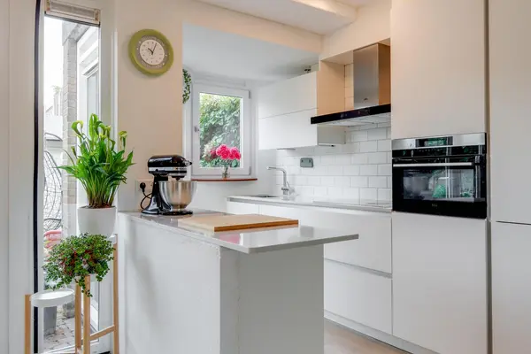Albergerbos 120, HOOFDDORP