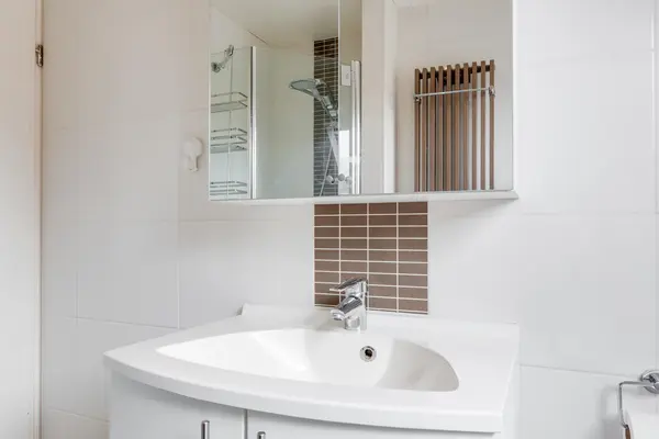 Albergerbos 120, HOOFDDORP