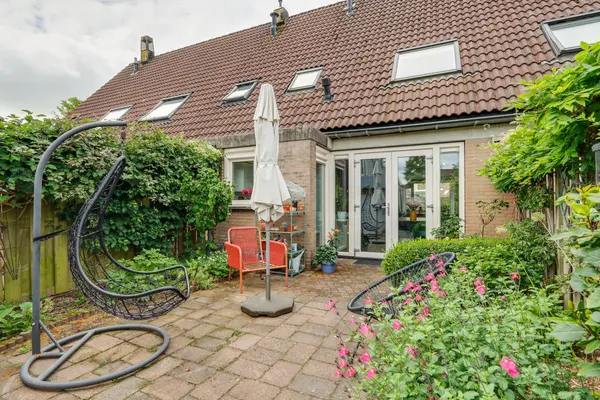 Albergerbos 120, HOOFDDORP