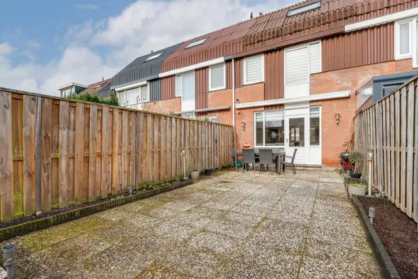 Engelsholm 52, HOOFDDORP