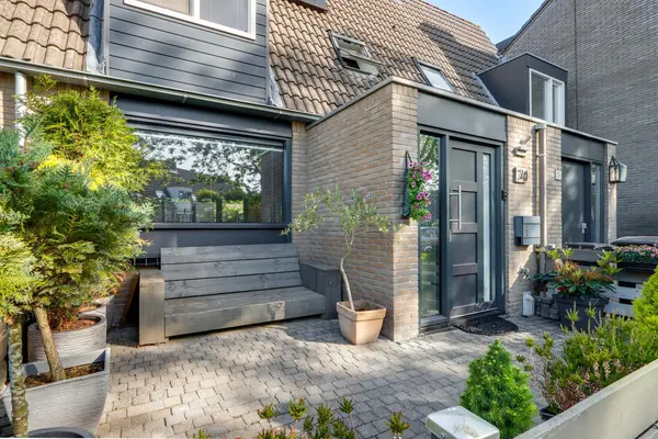 Savelsbos 74, HOOFDDORP