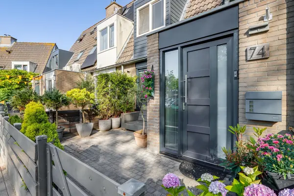 Savelsbos 74, HOOFDDORP
