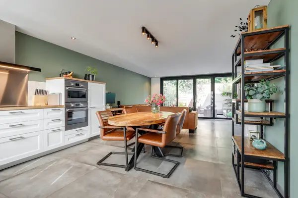Savelsbos 74, HOOFDDORP