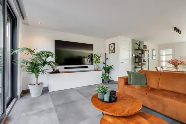 Savelsbos 74, HOOFDDORP