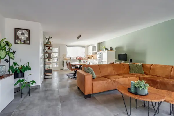 Savelsbos 74, HOOFDDORP