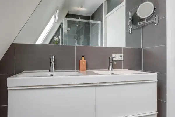 Savelsbos 74, HOOFDDORP