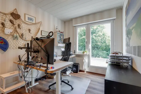 Lindholm 241, HOOFDDORP