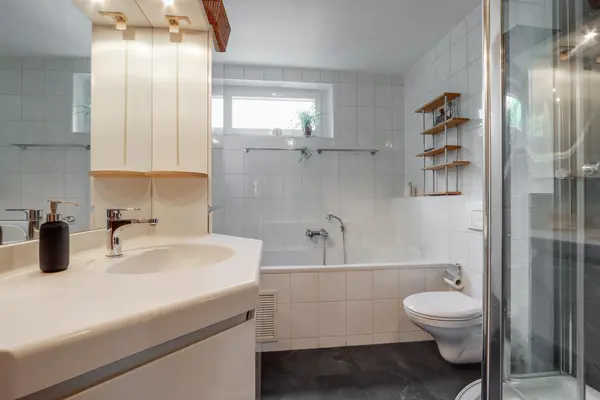 Lindholm 241, HOOFDDORP
