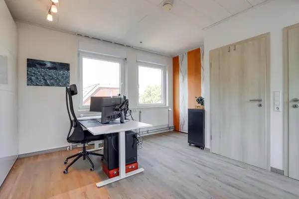 Lindholm 241, HOOFDDORP