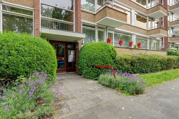 Labouchèrelaan 42, RIJSWIJK