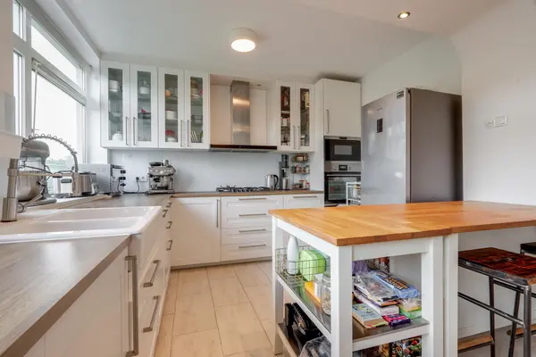 Labouchèrelaan 42, RIJSWIJK