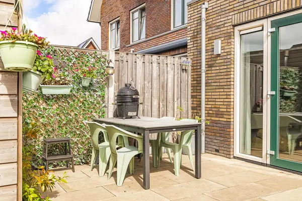 Prinses Alexialaan 30, HOOFDDORP