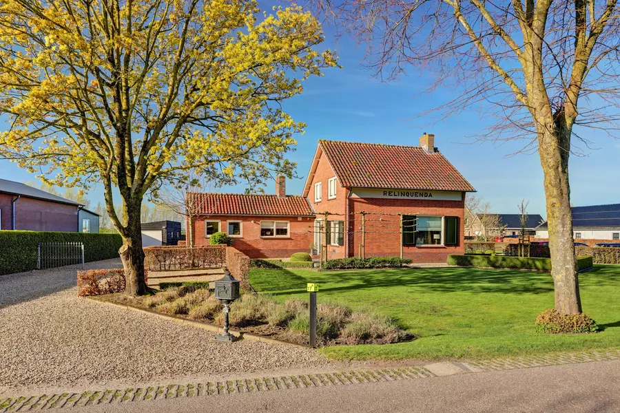 Middelkoop 17A Leerbroek