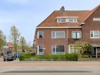Foto 4 van Pioenroosstraat 2