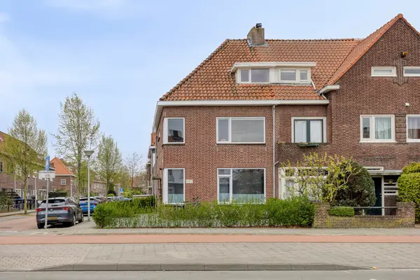 Pioenroosstraat 2, Eindhoven