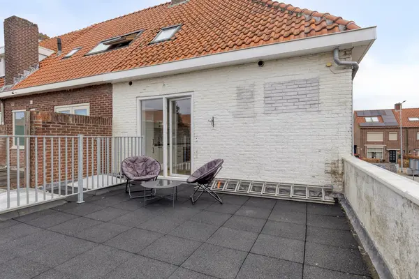 Pioenroosstraat 2, Eindhoven