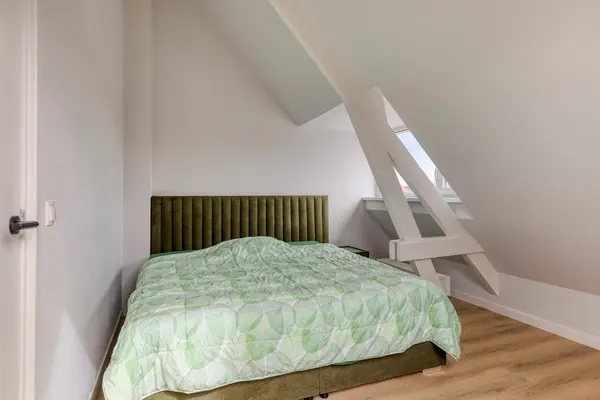 Pioenroosstraat 2, Eindhoven