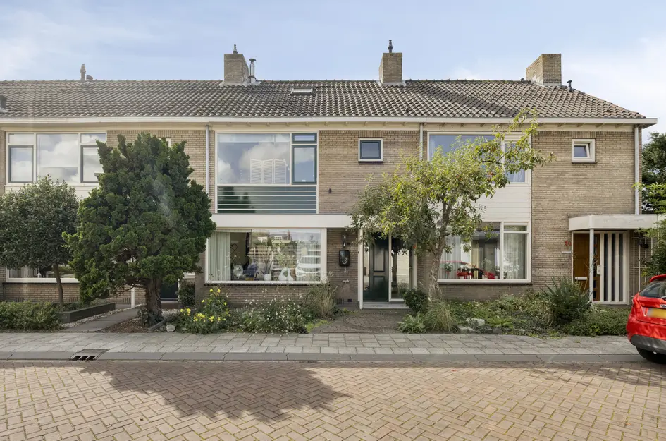 Ligusterhof 18 in Beverwijk